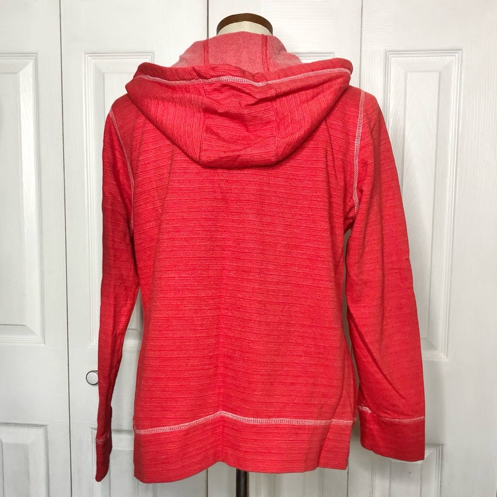 NFL Team Apparel Tampa Bay Buccaneers v-neck hoodie, fleece lining - Picture 3 of 5